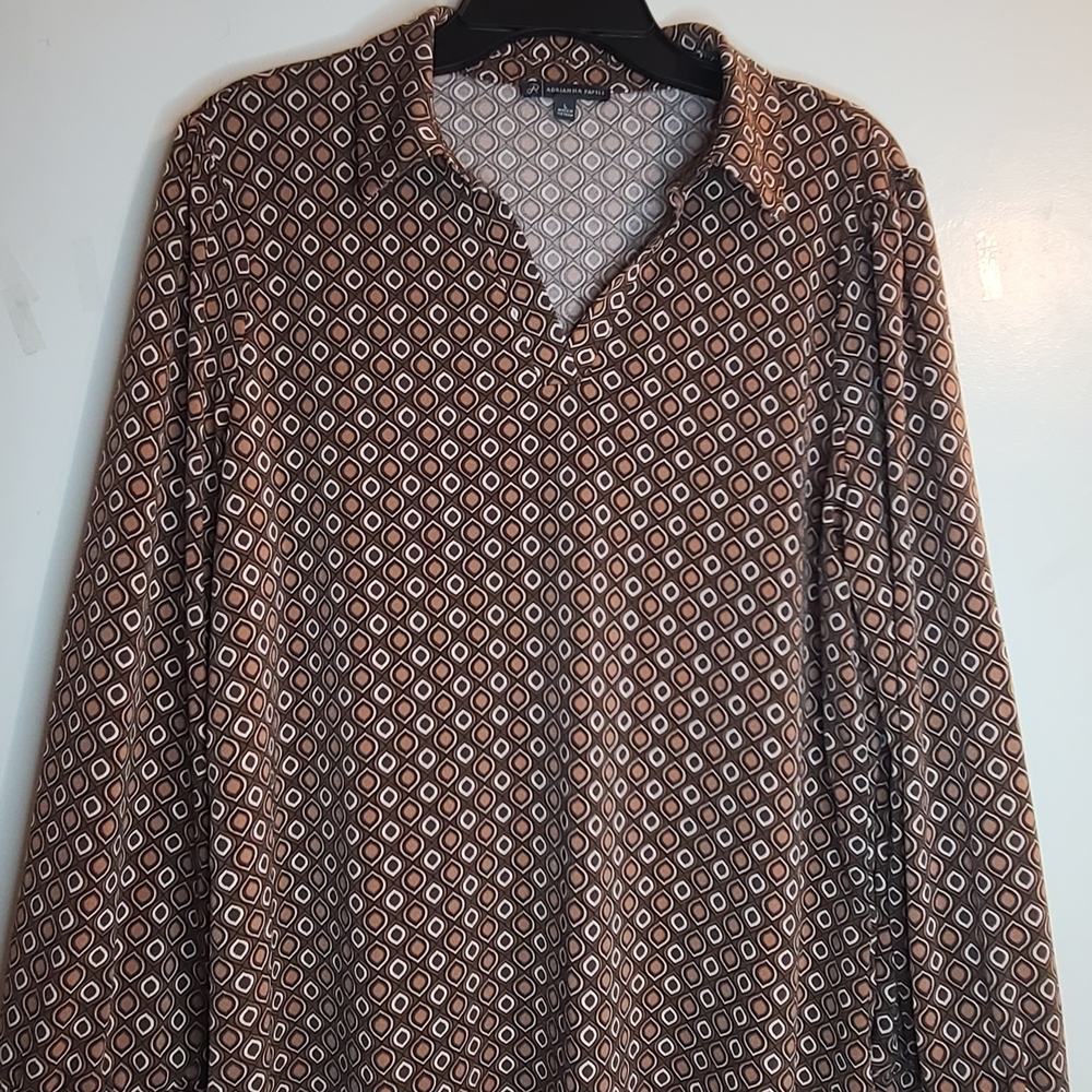 Adrianna Papell Geometric Pattern Top - Picture 2 of 7